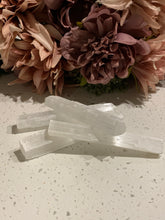 Load image into Gallery viewer, NEW ONES! Crystal Healing Wands