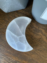 Load image into Gallery viewer, Simply Selenite