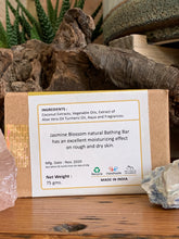 Load image into Gallery viewer, Vegan Aromatherapy Soaps
