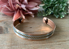 Load image into Gallery viewer, Copper / Brass/ Magnetic Bangles