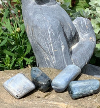Load image into Gallery viewer, Crystals/ Gemstones