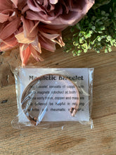 Load image into Gallery viewer, Copper / Brass/ Magnetic Bangles