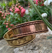 Load image into Gallery viewer, Copper / Brass/ Magnetic Bangles