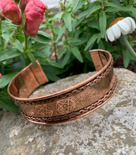 Load image into Gallery viewer, Copper / Brass/ Magnetic Bangles