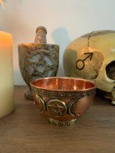Load image into Gallery viewer, Offering Bowls