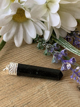 Load image into Gallery viewer, Crystal Pendant Points