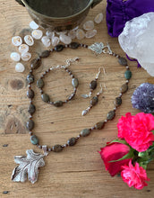Load image into Gallery viewer, Oaken Jewellery Sets