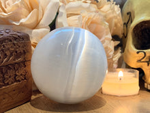 Load image into Gallery viewer, Simply Selenite