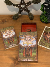 Load image into Gallery viewer, Tarot & Oracle Cards