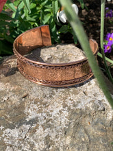 Load image into Gallery viewer, Copper / Brass/ Magnetic Bangles