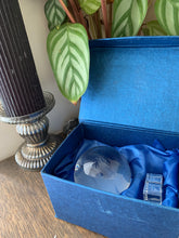 Load image into Gallery viewer, Crystal Balls