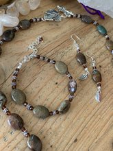Load image into Gallery viewer, Oaken Jewellery Sets