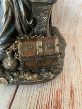Load image into Gallery viewer, Nordic Goddess Statue - Frigga