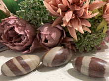 Load image into Gallery viewer, Crystals/ Gemstones