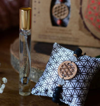 Load image into Gallery viewer, Organic Goodness Spray and Bracelet Sets