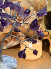 Load image into Gallery viewer, Small Crystal Trees
