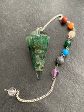 Load image into Gallery viewer, Crystal Pendulums