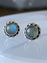 Load image into Gallery viewer, Silver Earrings